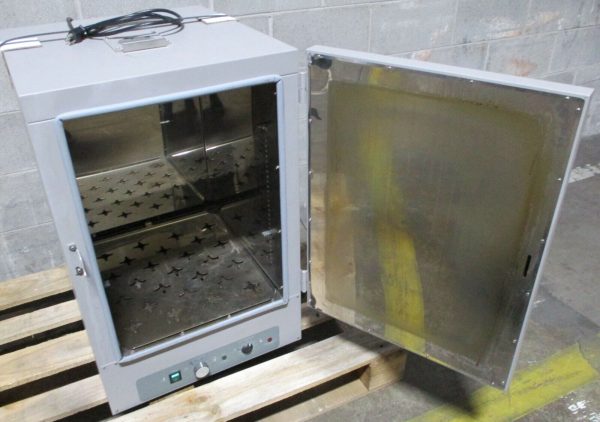 VMR 1324 Gravity Convection Utility Oven 4 Cu. Ft. Capacity 115 Volt For Cheap - Image 5