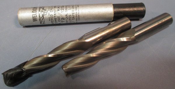 Lot of 2 Weldon Tapered End Mill:T2 12S-3,3 8 DIA,1 2 SHK,3FL,USA For Cheap