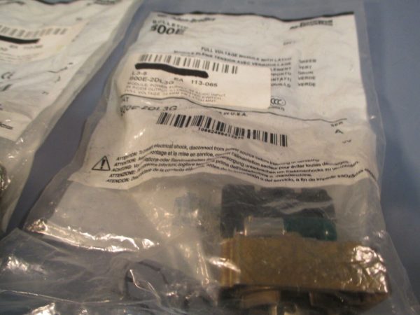 ALLEN BRADLEY FULL VOLTAGE MODULE w  GREEN LIGHT LOT OF 2 SER A 800E-2DL3G Hot on Sale - Image 3