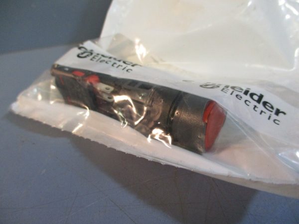 Telemecanique XB6AW4B5B Red Pushbutton FACTORY SEALED Sale - Image 3
