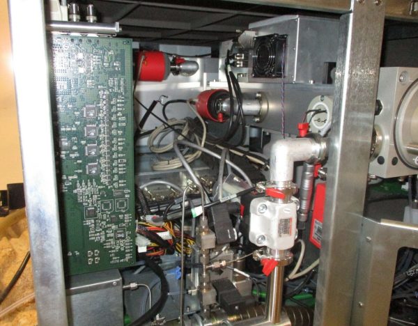 MicroMass Q-Tof Micro Mass Spectrometer 1 Ph, 230 V w  No Power Cord Sale - Image 5