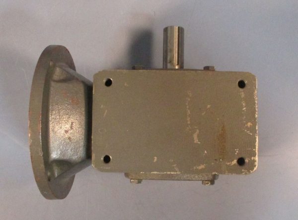 Baldor F-921-40-B5-G Gear Reducer 40:1 Ratio, 680 In-Lb, 0.674 Input HP 1  Shaft Online Hot Sale - Image 2