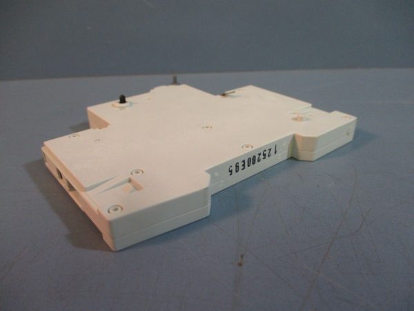 Siemens 5ST3010 Auxiliary Circuit Switch NEW LOT OF 4 on Sale - Image 5