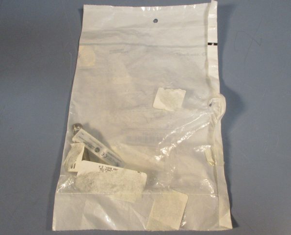 Allen Bradley 872C-N8CP12-D4 Series D Inductive Proximity Sensor 8 mm Distance Online - Image 4