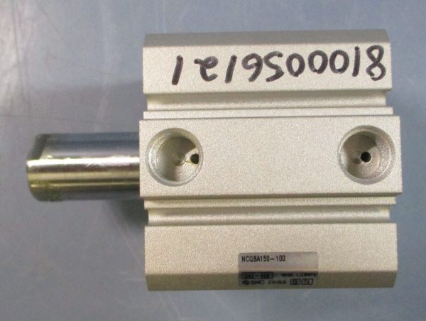SMC NCQ8A150-100 Pneumatic Cylinder 5 8  Bore 1  Stroke 2A2-49B 1.37MPa Max For Sale - Image 2
