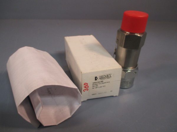 Henry Technologies Straight-Thru Relief Valve 5352-3 4-300 Sale - Image 2
