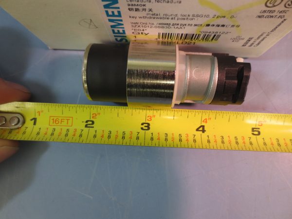 New SIEMENS 3SB3500-4LD21 22mm Metal Lock & Key Actuator on Sale - Image 5