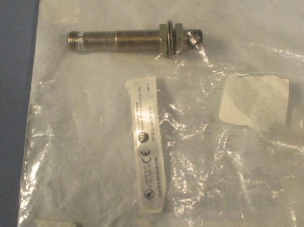 Allen Bradley 872C-N8CP12-D4 Series D Inductive Proximity Sensor 8 mm Distance Online - Image 5