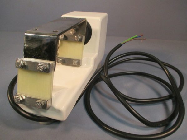 Tuxel Vibrator Trey Feeder w Fiberglass Springs LEX1 N*T200216 For Discount - Image 2