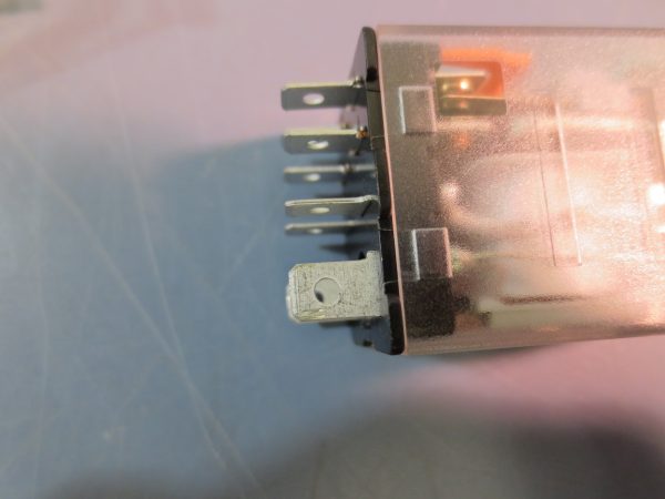 BNIB Lot of 2 Dayton 5YR20N Relay 24VDC 15A DPDT w  LED Online Sale - Image 3