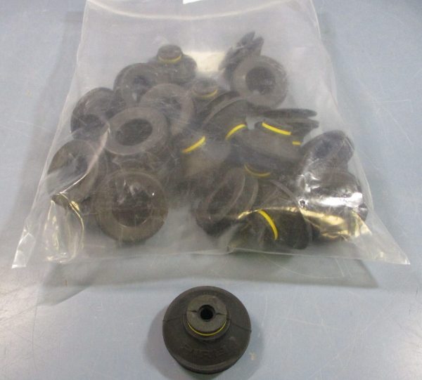 (Lot of 21) PIAB B-40 Black Chloroprene Vacuum Cups 40mm Dia w o Fitting B40 Sale