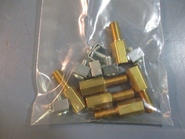 Allen-Bradley 1494R-N18 Ser. A Lug Adapter Kit NEW For Discount - Image 2