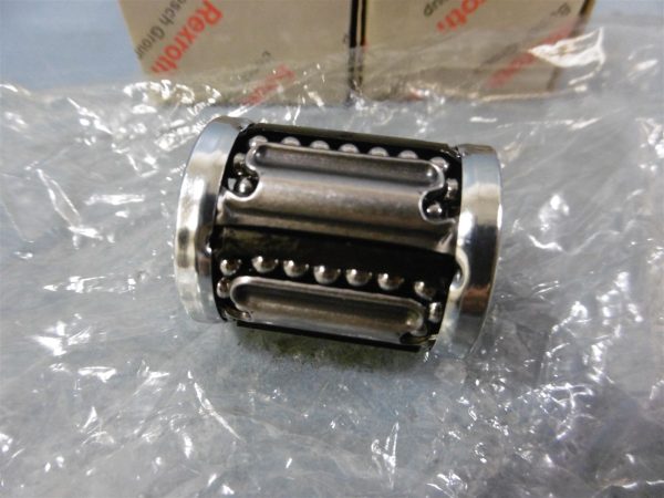 Lot of 3 Rexroth R065825240 Compact Linear Bearing Bushing Compact KB For Sale - Image 2